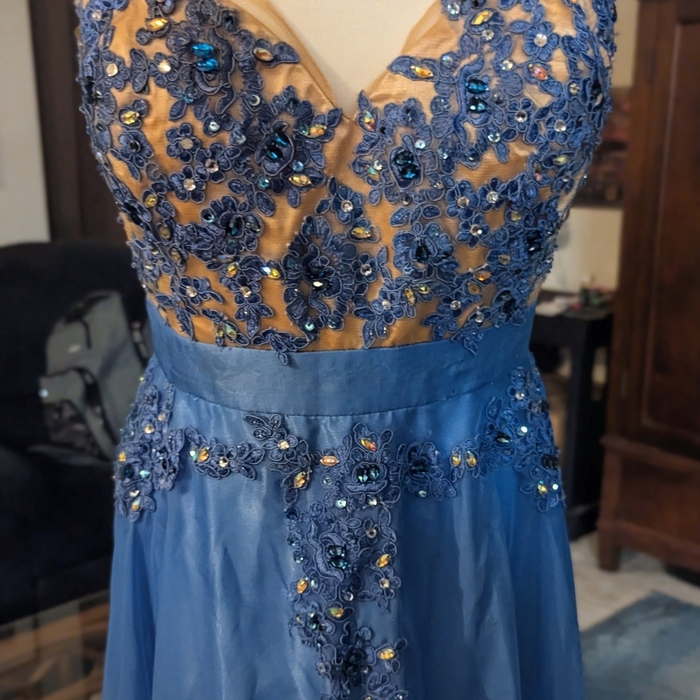 Stunning Aspeed Blue Evening Gown Sz - Picture 3 of 5